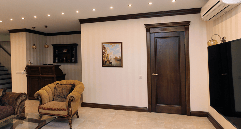 Межкомнатные двери из массива бука